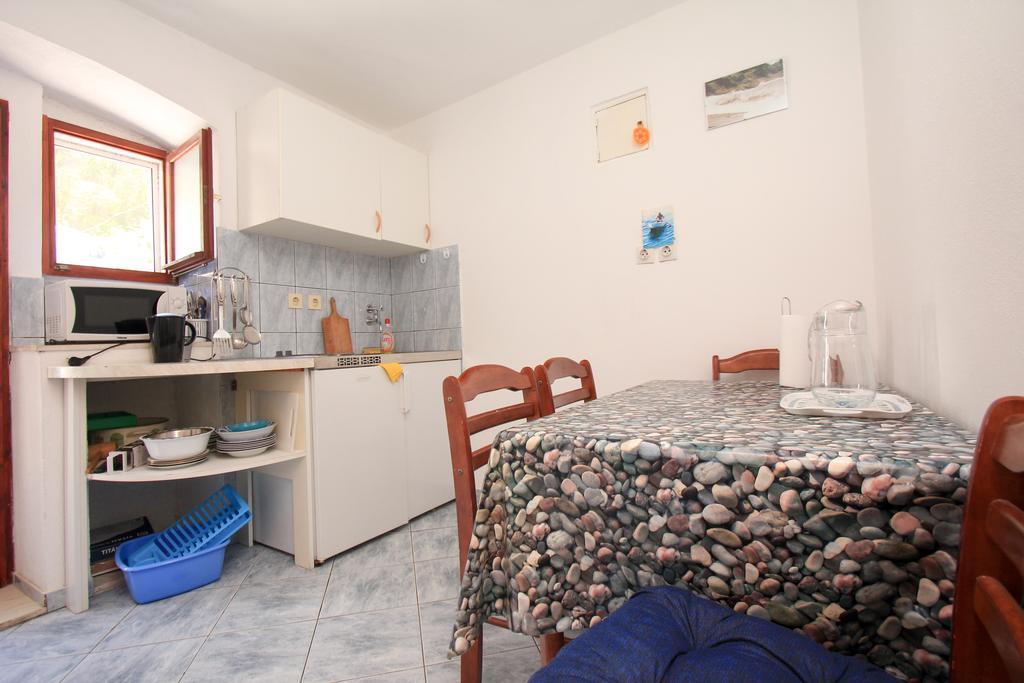 Robinson Braco Apartment Bogomolje Exterior photo