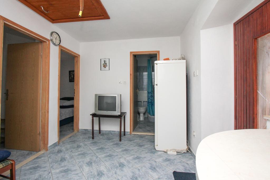 Robinson Braco Apartment Bogomolje Exterior photo